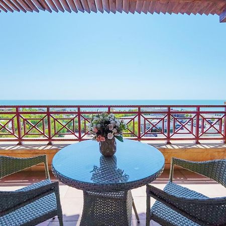 Sapphire Marine Hotell Baku Exteriör bild